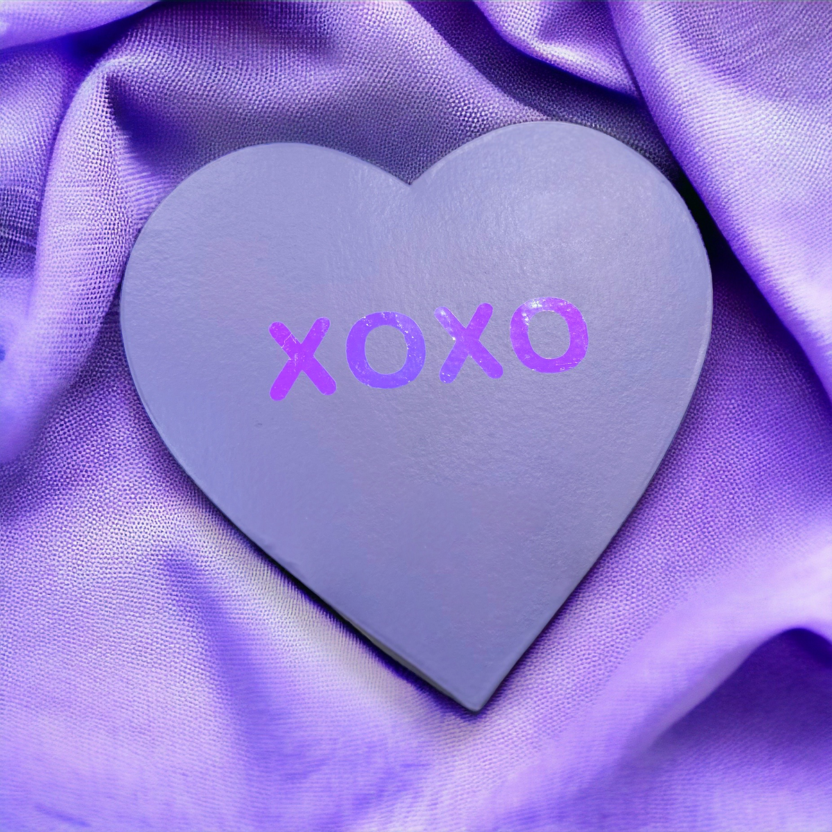 *Exclusive* Amethyst XOXO Love Capsule Heart Box