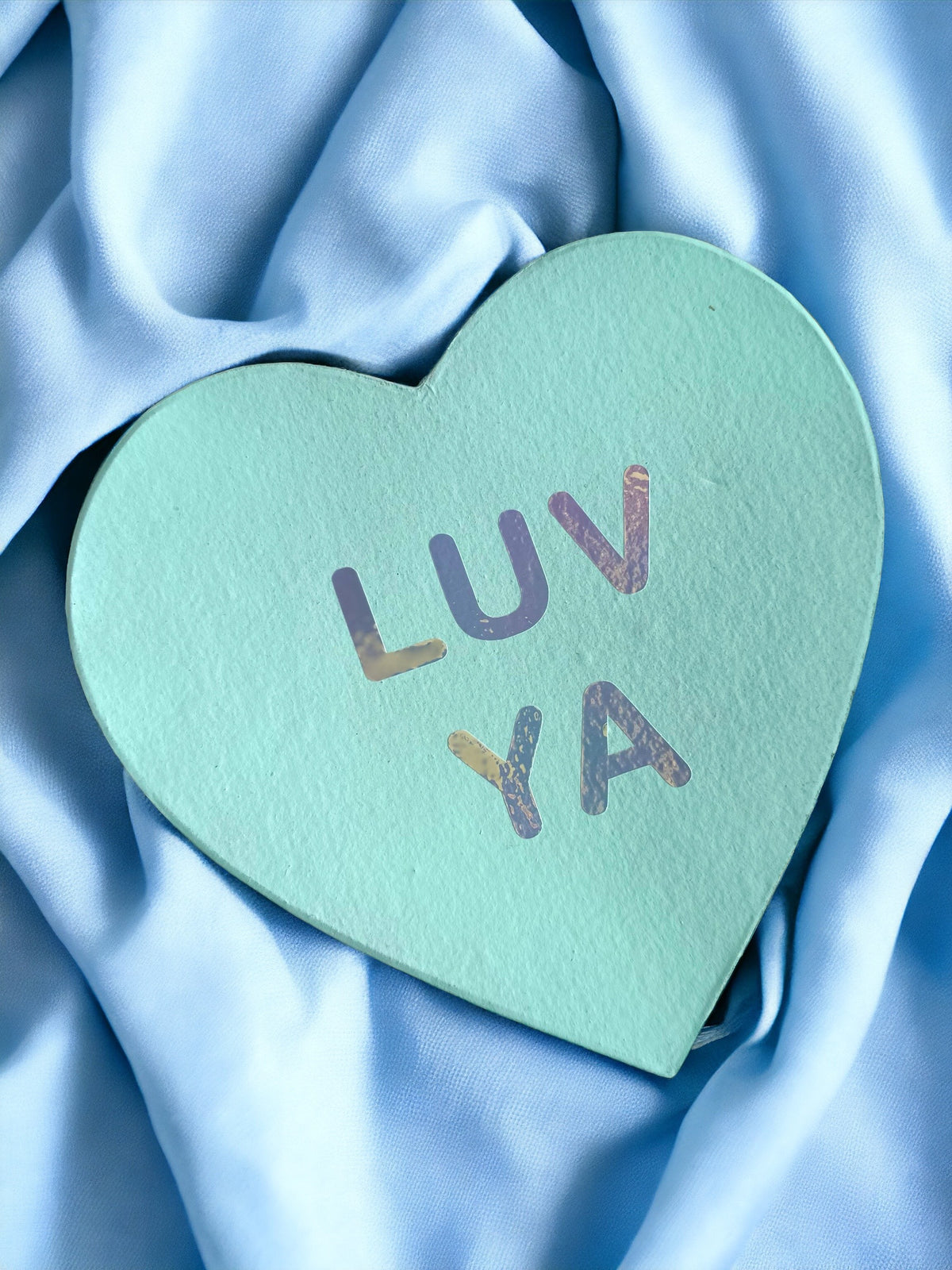 *Exclusive* Mint LUV YA Love Capsule Heart Box