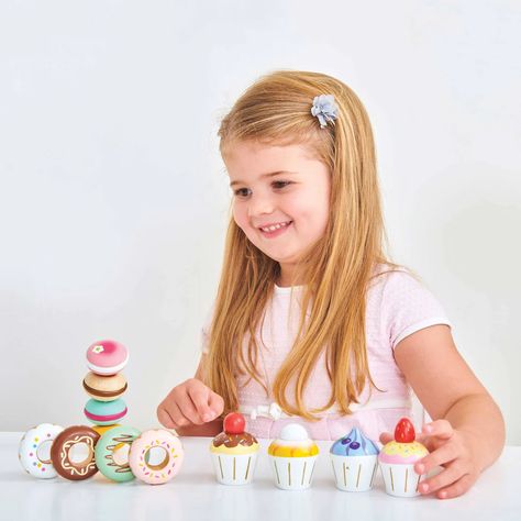 Le Toy Van | Petit Four Cupcakes