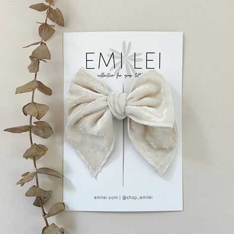 Emi Lei | Velvet Fable Bow Headbands & Clips || Ivory