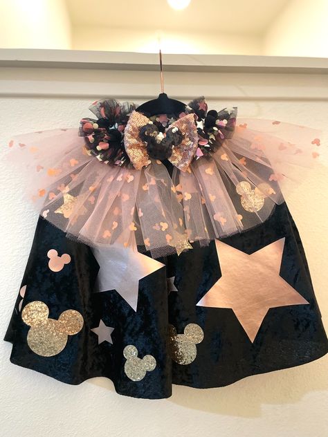 kids black and pink costume cape with mickey and star print
