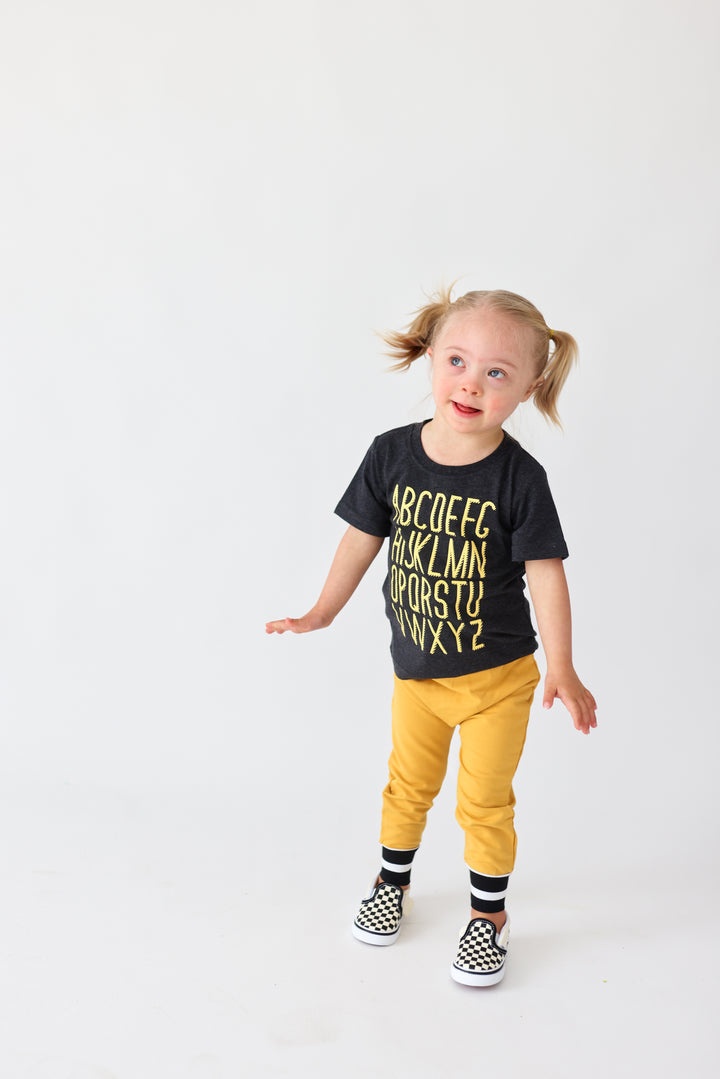 Whistle & Flute  Kawaii Apple T-Shirt