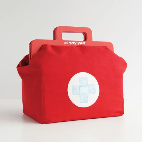 Le Toy Van Doctor&#39;s Medical Kit