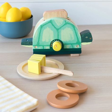 Manhattan Toy | Toasty Turtle